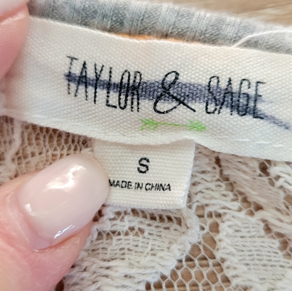 Taylor & Sage Ribbed Babydoll And Lace Top Small Gray Cream - Picture 8 of 12